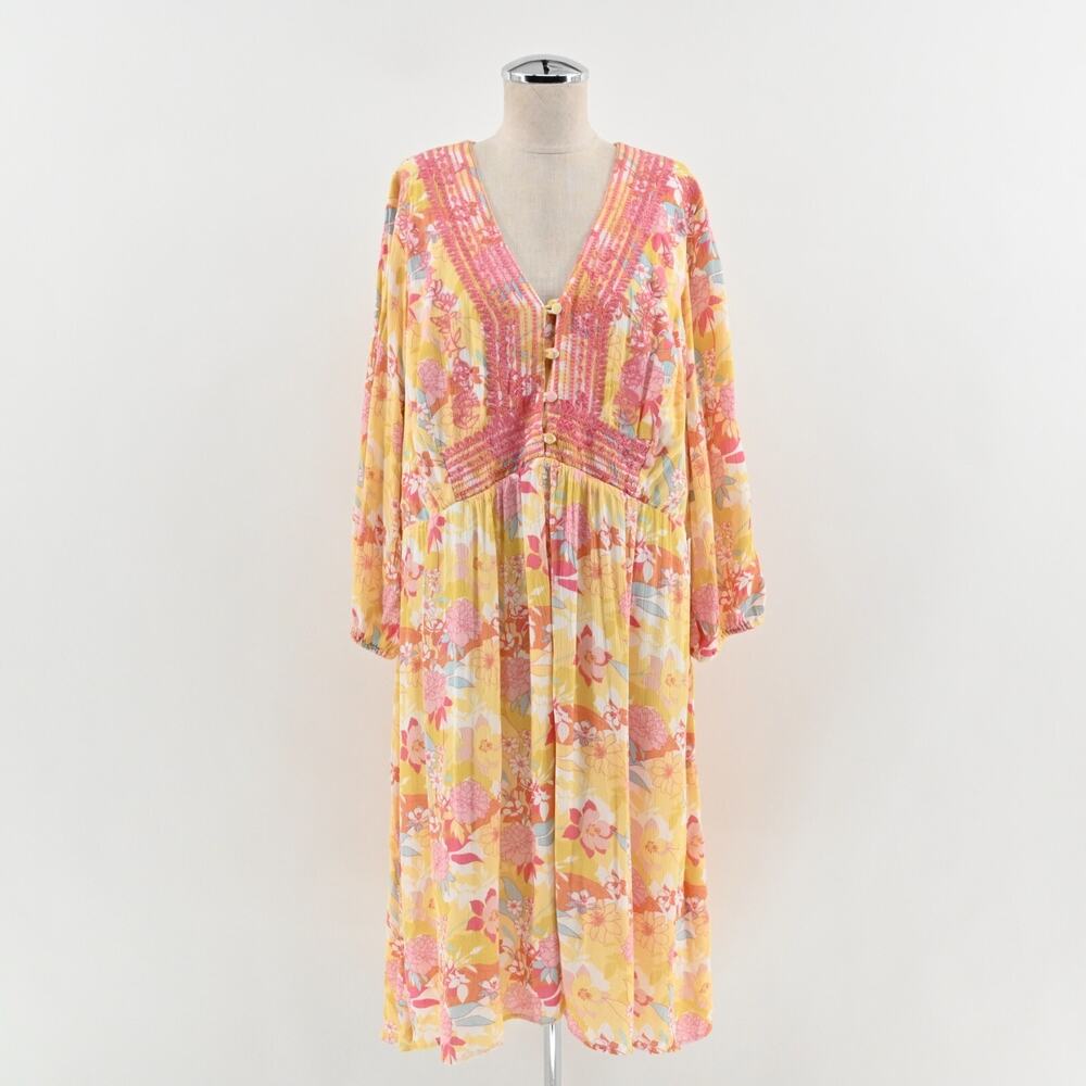 TORRID Dress Size 2X Peach Floral Print Gauze Hi-Lo‎ VNeck Shirred Embroidery